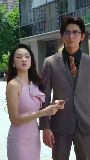 穿剧中我替窝囊女主战翻全场（30集）短剧演员排行榜