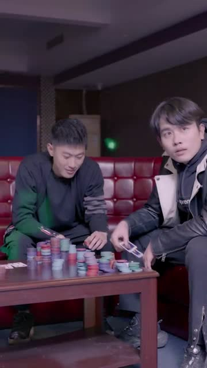 我靠颜值崛起了（100集）爆款短剧推荐