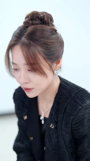 死对头破产后被我包养了（100集）海量短剧免费看