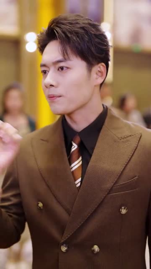 重生甜疯了勾京圈太子爷红毯热吻（75集）好看上头短剧