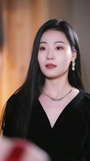 白月光悖论（99集） 一起追短剧