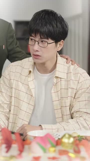 拆红包（30集）每天分享短剧