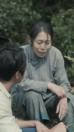 饥荒年我带全家吃肉（50集）独家资源免费看