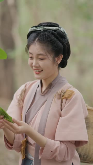 灾荒年小农女有满仓鱼肉 (95集) 评价怎么样
