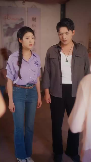 山村藏龙谁惹得起 (76集) 山村藏龙谁惹得起 (76集)热门短剧看不停