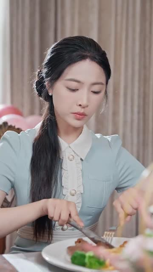 当山河四省高三生成为京市真千金 (66集) 当山河四省高三生成为京市真千金 (66集)战神短剧推荐