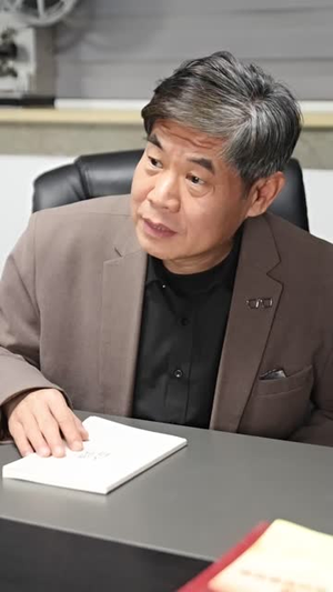 我靠摆摊买下一座岛 (80集)精彩不断免费看