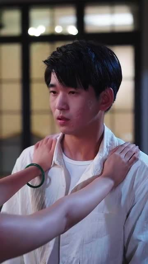 失恋逆袭，校花追我不放手&失恋逆袭校花追我不放手 (80集) 全集下载