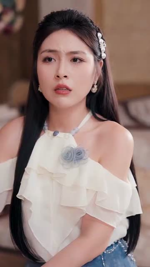 天师归来!谁敢欺负我姐 (62集) 天师归来!谁敢欺负我姐 (62集) 最火的短剧