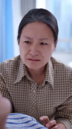 送终主播的关注列表(70集) 送终主播的关注列表(70集)热门短剧推荐。