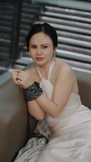 年上月光之姐姐的专属骑士(68集) 年上月光之姐姐的专属骑士(68集)短剧上热门