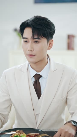 夫人别卷了,我真不会修仙(70集) 夫人别卷了,我真不会修仙(70集)热播短剧免费看