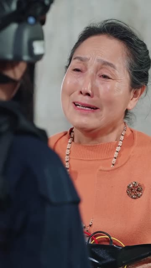 江队，白月光我当够了（65集）每日短剧推荐