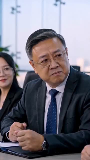 绝境重生:门窗打工仔逆袭行业大佬(40集) 绝境重生:门窗打工仔逆袭行业大佬(40集)免费看全网短剧