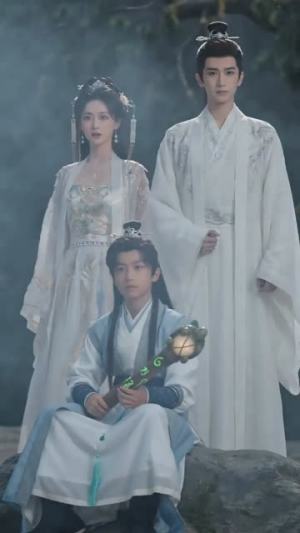 一剑祭长生之团宠小师妹（70集）每天分享短剧