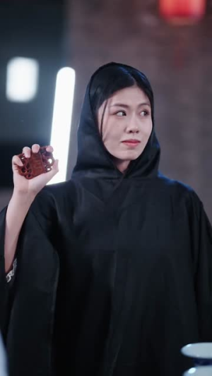 这个乞丐会透视(125集) 这个乞丐会透视(125集)战神短剧推荐