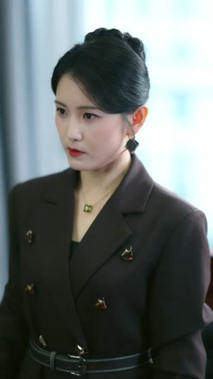 绯色月桂(52集) 绯色月桂(52集)百亿短剧抢先看