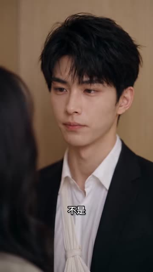 偏偏入我怀(50集) 偏偏入我怀(50集)女主角是谁