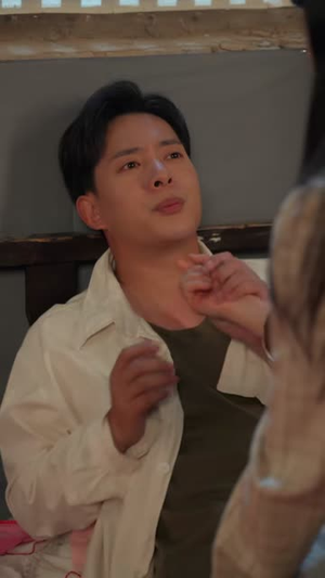 我靠系统在七零逆袭(80集) 我靠系统在七零逆袭(80集)这部短剧太好看