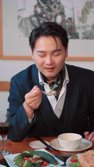 沈老板专治不服（42 集）古装热门短剧