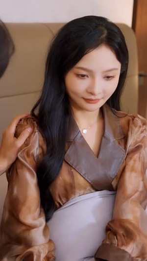 老婆别怕,我乃大夏战力天花板(54 集) 老婆别怕,我乃大夏战力天花板(54 集)真的太精彩了