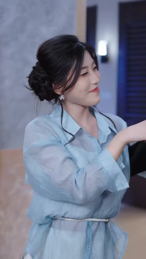 婚礼当天闺蜜来踢馆（79 集）口碑爆棚免费看